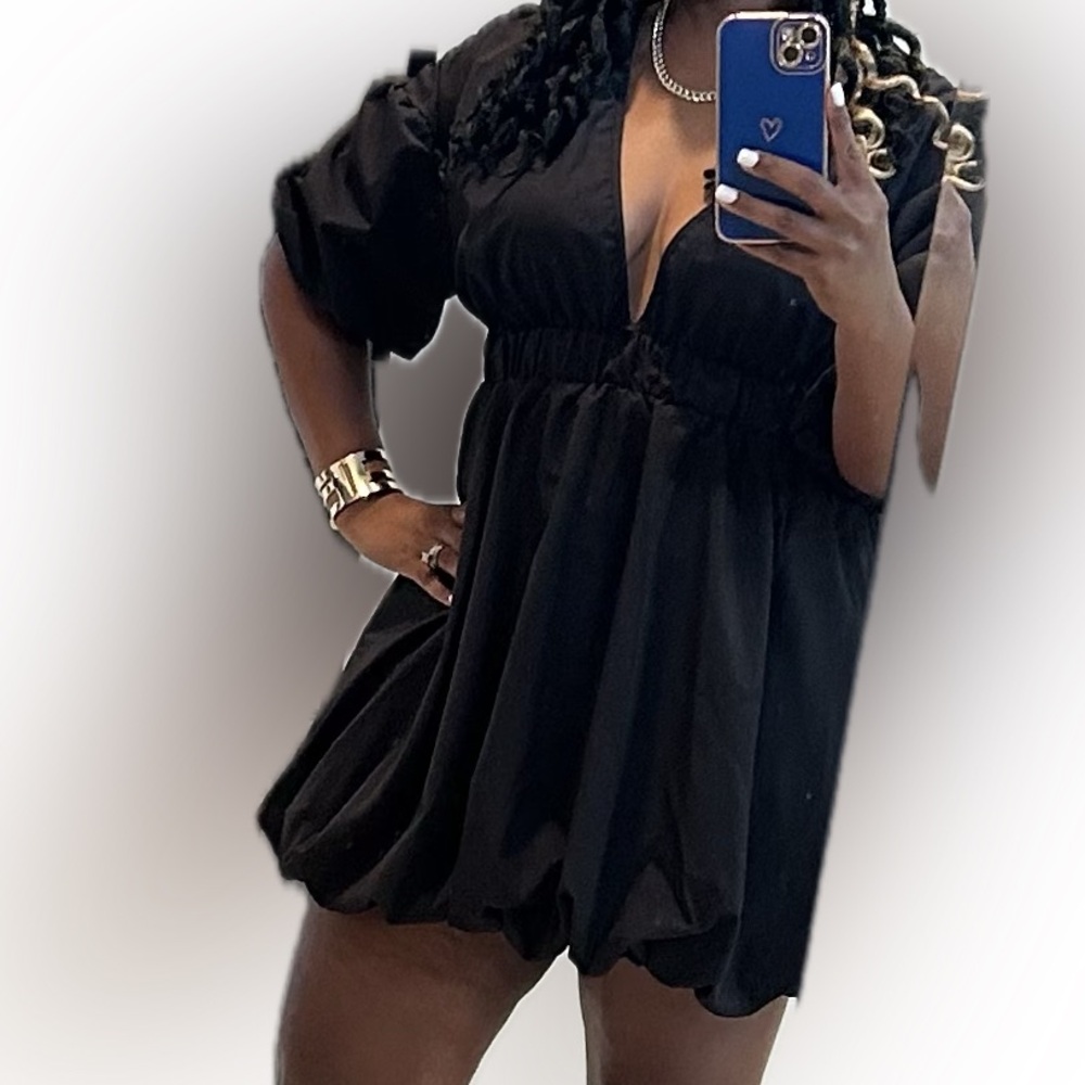 PUFF SLEEVE BALLON DRESS